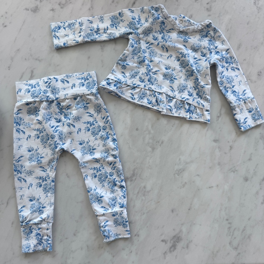 Mud Pie girls floral blue and white toile Print Set long sleeve ruffles